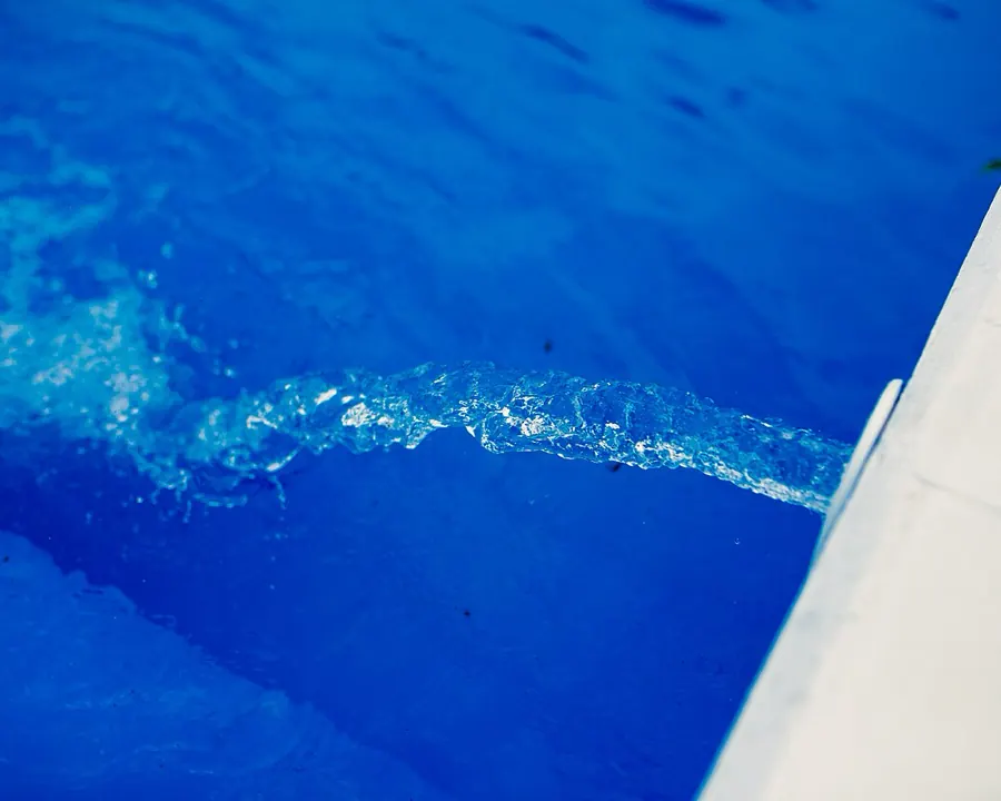Chlorinated water: every knit soaks for ninety hours here before it is signed off